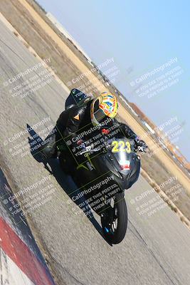 media/Mar-07-2022-Fun Track Dayz (Mon) [[9cc4a7dca7]]/Novice Group/145pm (Grapevine)/
